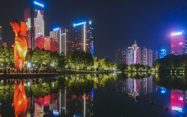 2026重庆高考多少分能上中国药科大学及专业？最低560分附录取分数线